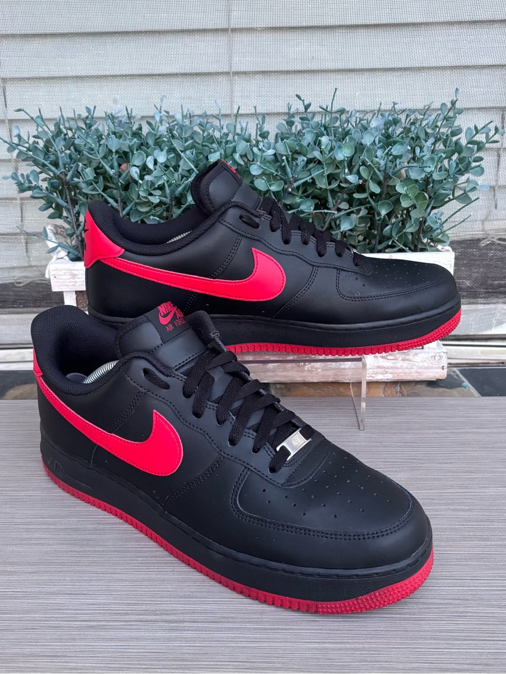 NIKE AIR FORCE 1 07’ Bred